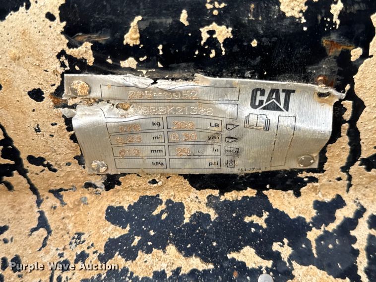 image for item DO2345 (2) Caterpillar excavator buckets