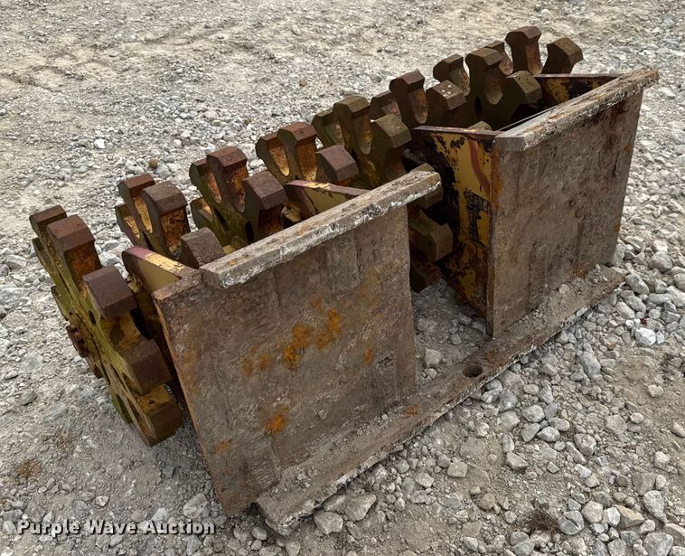 image for item DO2347 (2) compaction wheels