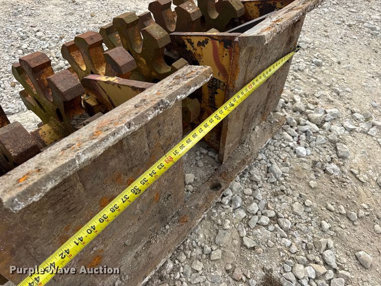 image for item DO2347 (2) compaction wheels