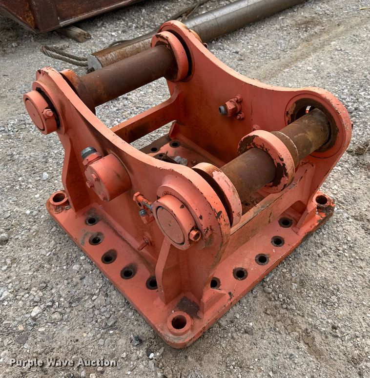 image for item DO2348 Excavator coupler