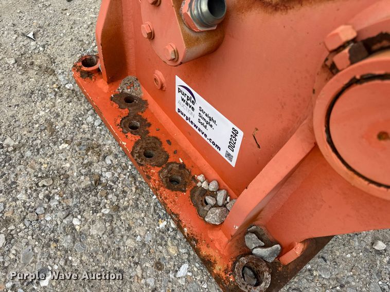 image for item DO2348 Excavator coupler