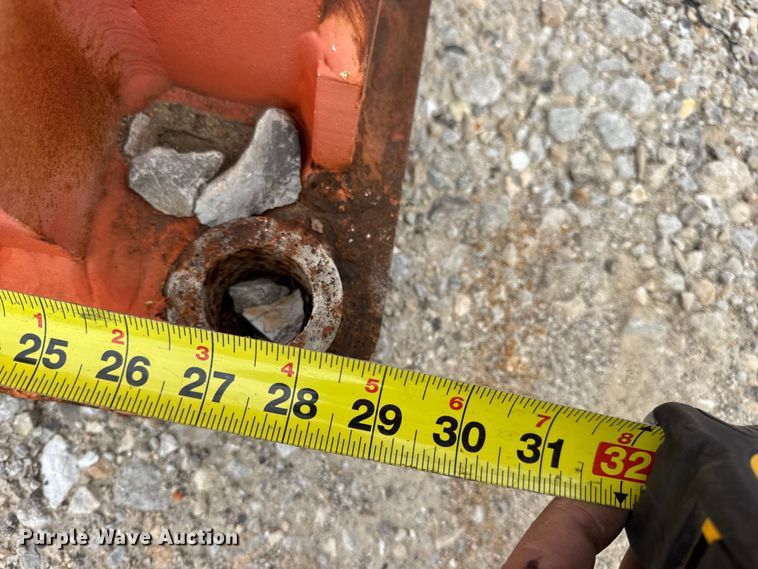 image for item DO2348 Excavator coupler