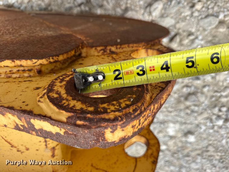 image for item DO2349 (2) backhoe buckets