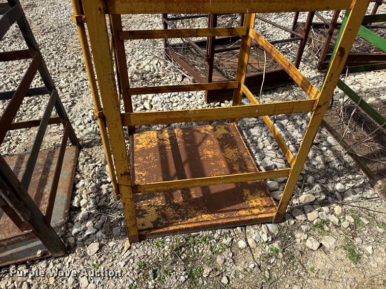 image for item DO2351 (6) tank cages