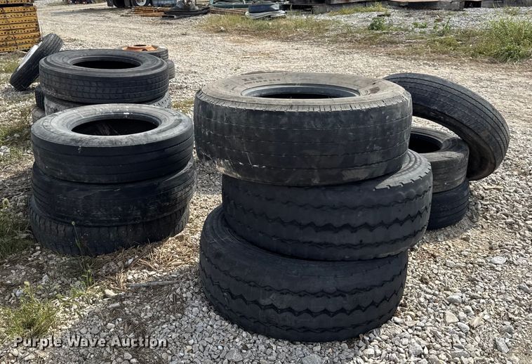 image for item DO2353 Approximately 27 tires and wheels