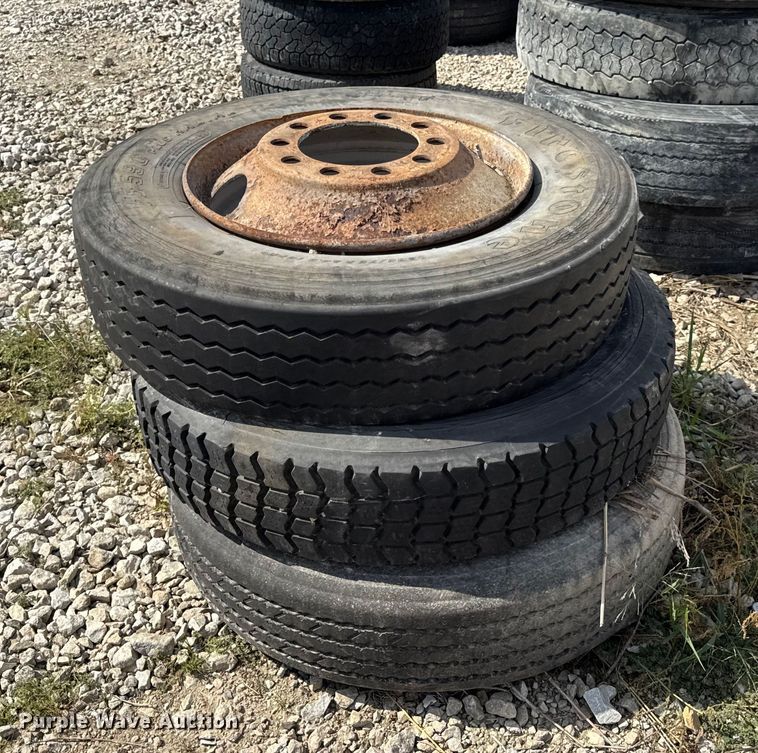image for item DO2353 Approximately 27 tires and wheels