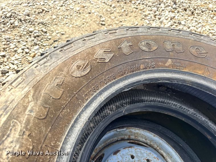 image for item DO2353 Approximately 27 tires and wheels