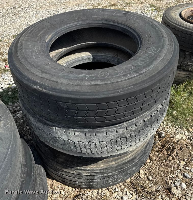 image for item DO2353 Approximately 27 tires and wheels