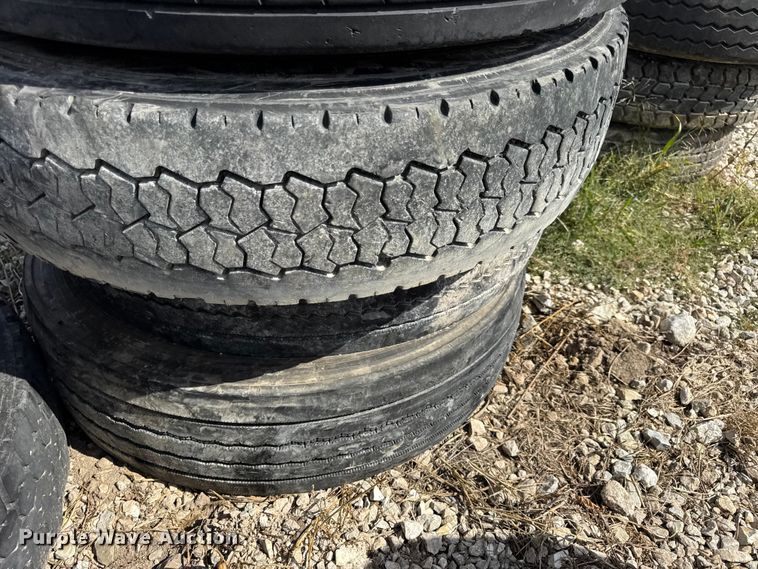 image for item DO2353 Approximately 27 tires and wheels