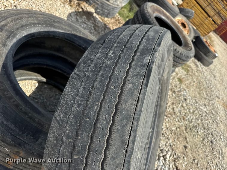 image for item DO2353 Approximately 27 tires and wheels