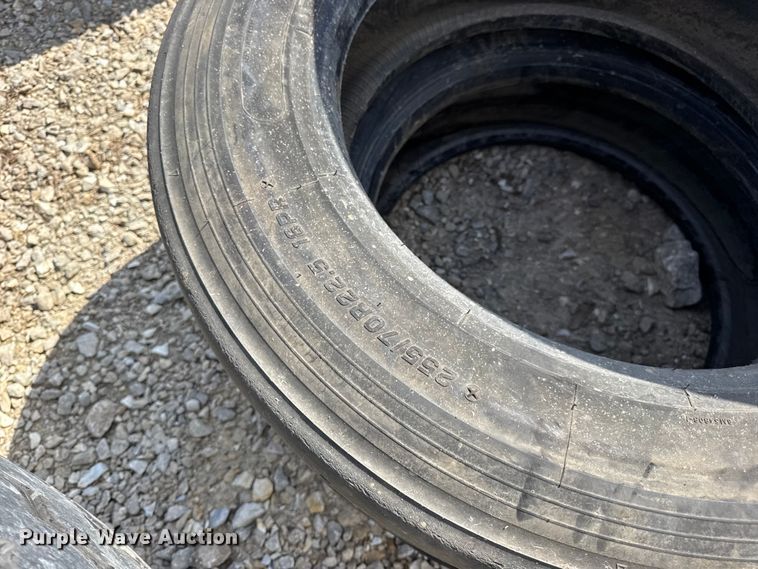 image for item DO2353 Approximately 27 tires and wheels