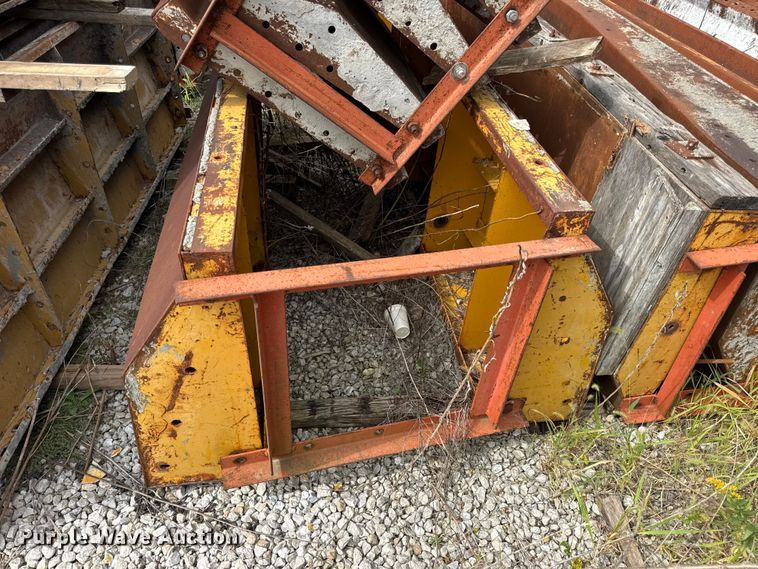 image for item DO2354 (76) barrier wall concrete forms