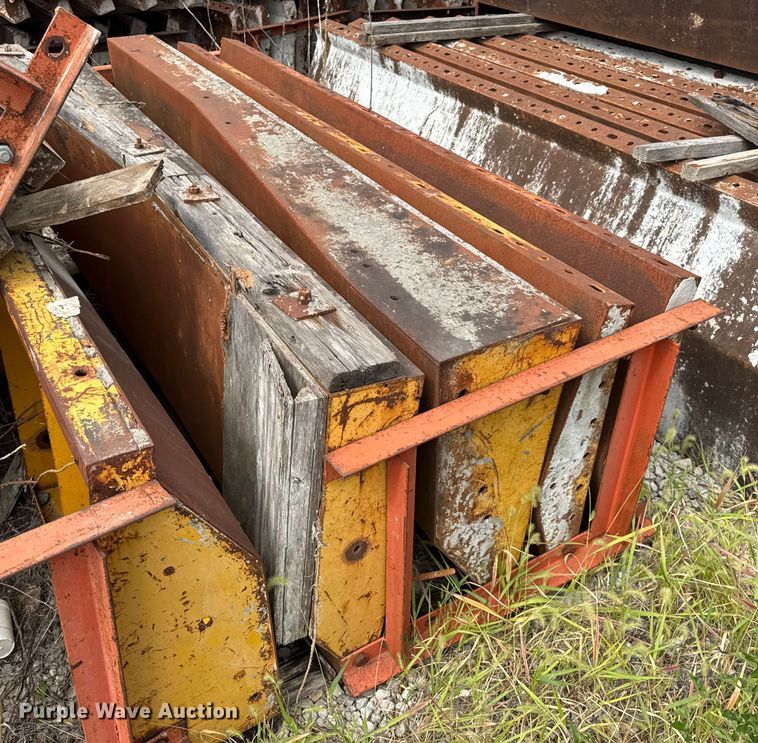 image for item DO2354 (76) barrier wall concrete forms