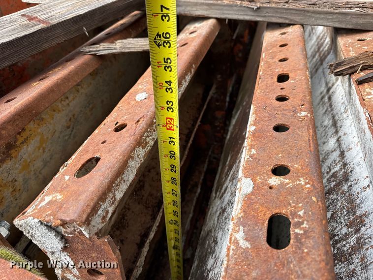 image for item DO2354 (76) barrier wall concrete forms