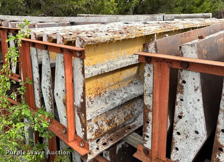 image for item DO2354 (76) barrier wall concrete forms