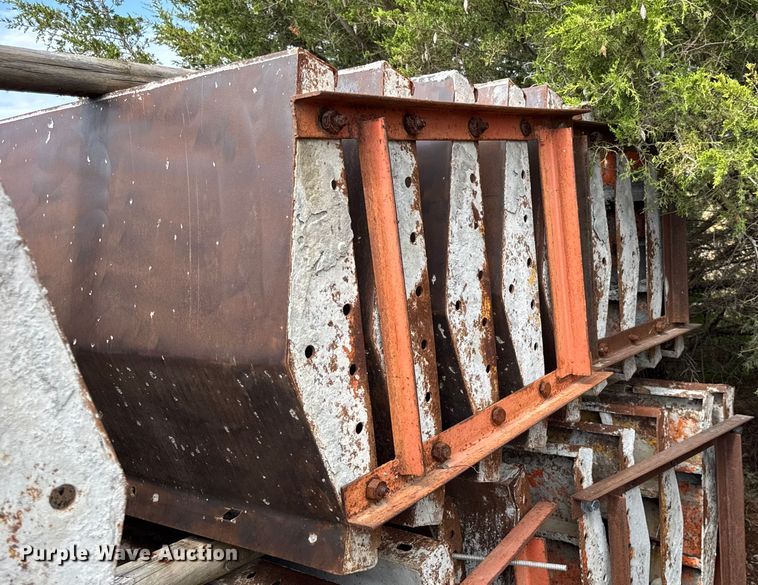 image for item DO2354 (76) barrier wall concrete forms