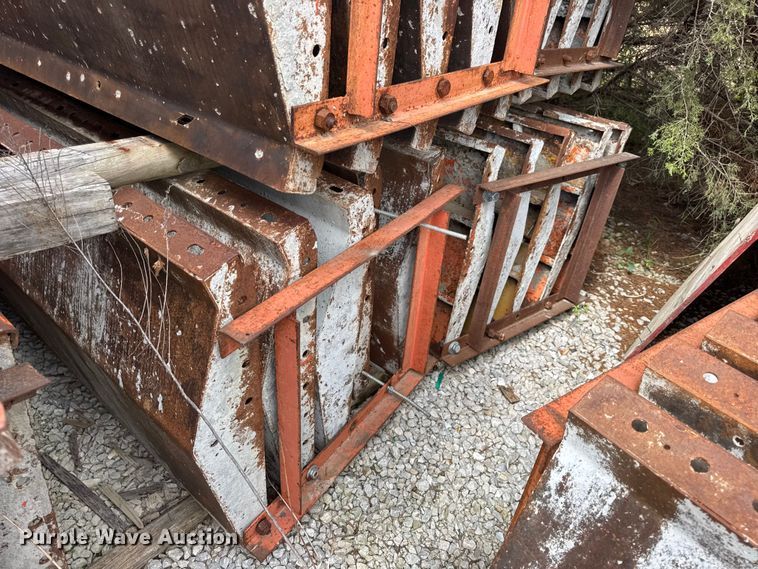 image for item DO2354 (76) barrier wall concrete forms