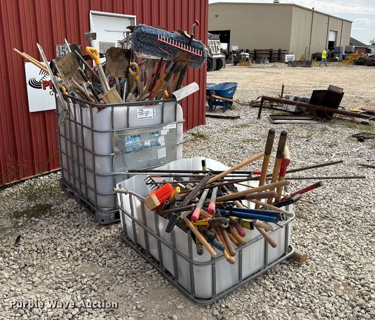 image for item DO2358 Hand tools