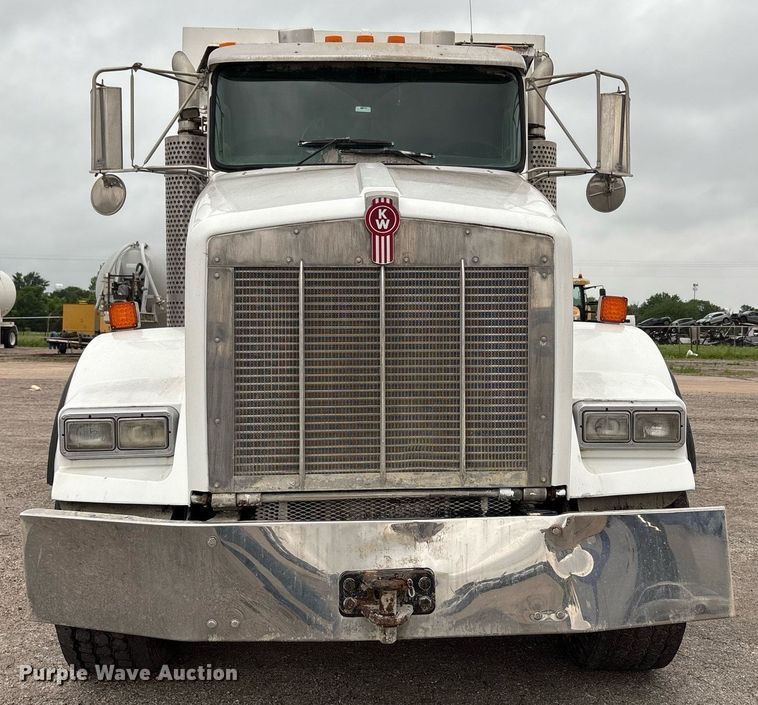 image for item DP6135 2007 Kenworth T800 volumetric concrete mixer truck