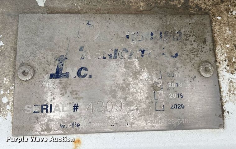 image for item DP6135 2007 Kenworth T800 volumetric concrete mixer truck