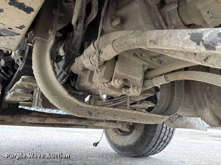 image for item DP6135 2007 Kenworth T800 volumetric concrete mixer truck