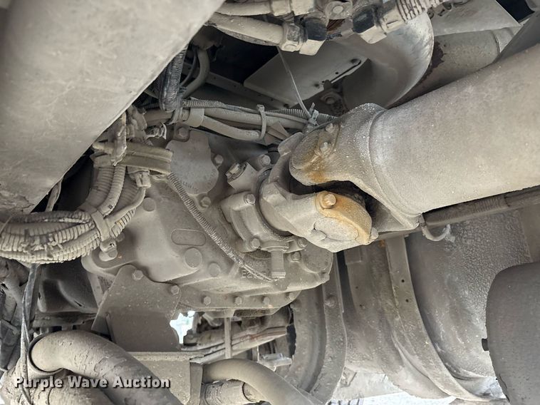 image for item DP6135 2007 Kenworth T800 volumetric concrete mixer truck