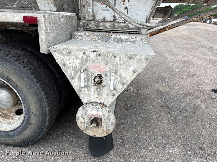 image for item DP6135 2007 Kenworth T800 volumetric concrete mixer truck