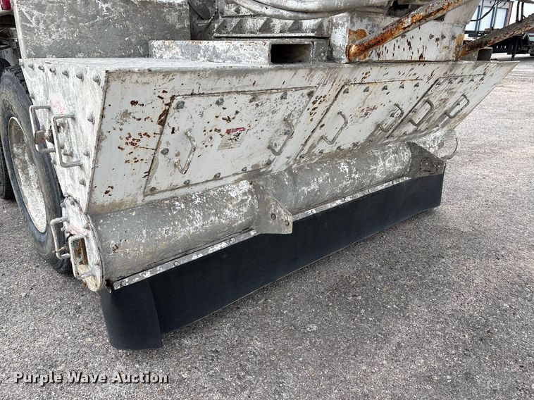 image for item DP6135 2007 Kenworth T800 volumetric concrete mixer truck