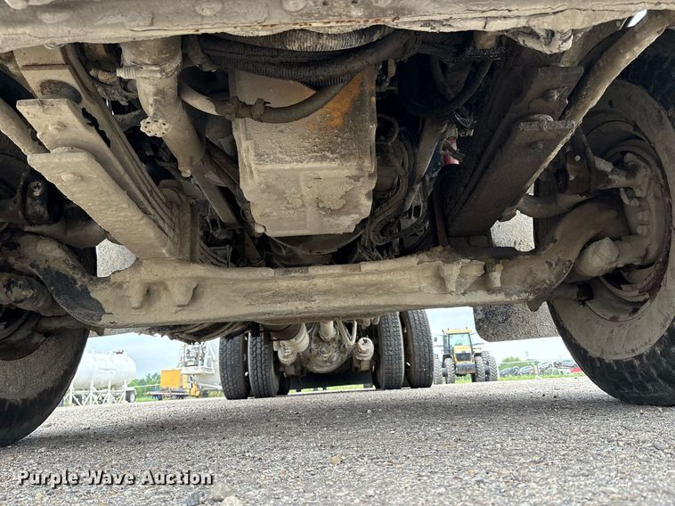 image for item DP6135 2007 Kenworth T800 volumetric concrete mixer truck