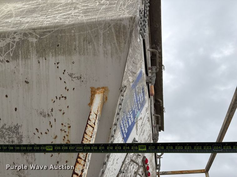 image for item DP6135 2007 Kenworth T800 volumetric concrete mixer truck