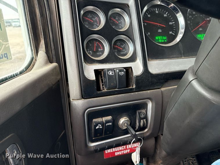 image for item DP6135 2007 Kenworth T800 volumetric concrete mixer truck