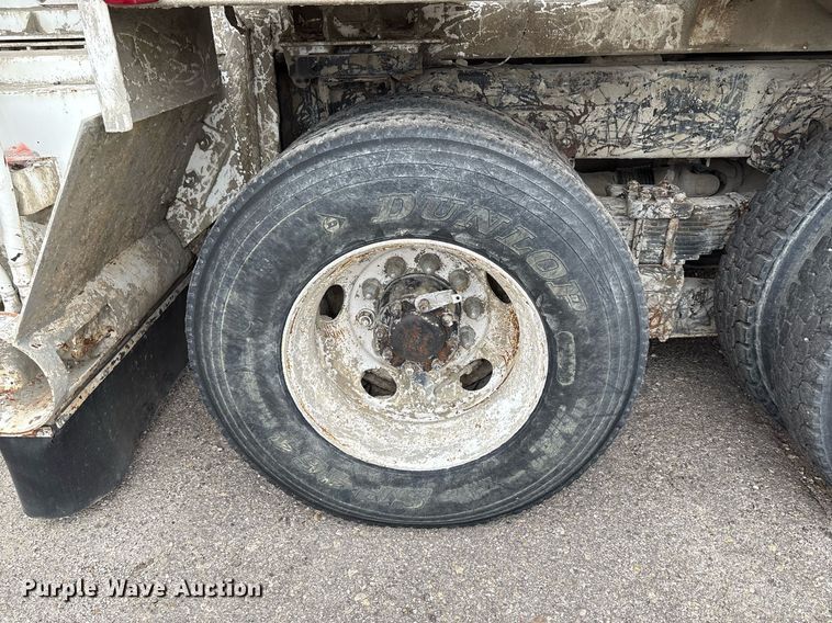 image for item DP6135 2007 Kenworth T800 volumetric concrete mixer truck