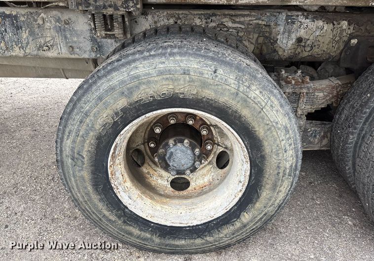 image for item DP6135 2007 Kenworth T800 volumetric concrete mixer truck