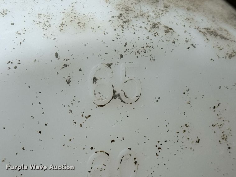 image for item DP6143 2006 Peterbilt 357 volumetric concrete mixer truck