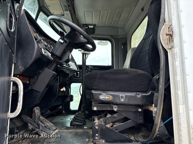 image for item DP6143 2006 Peterbilt 357 volumetric concrete mixer truck