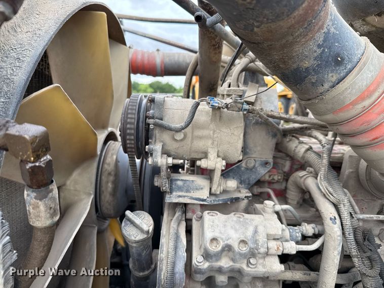 image for item DP6143 2006 Peterbilt 357 volumetric concrete mixer truck