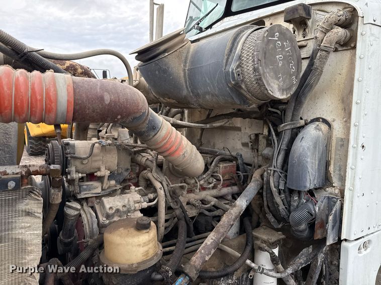 image for item DP6143 2006 Peterbilt 357 volumetric concrete mixer truck