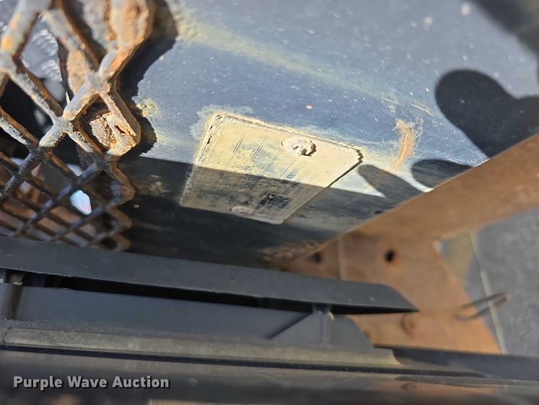 image for item DP8840 2005 Chevrolet 3500 Ext. Cab utility / service truck