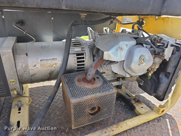 image for item DP8840 2005 Chevrolet 3500 Ext. Cab utility / service truck