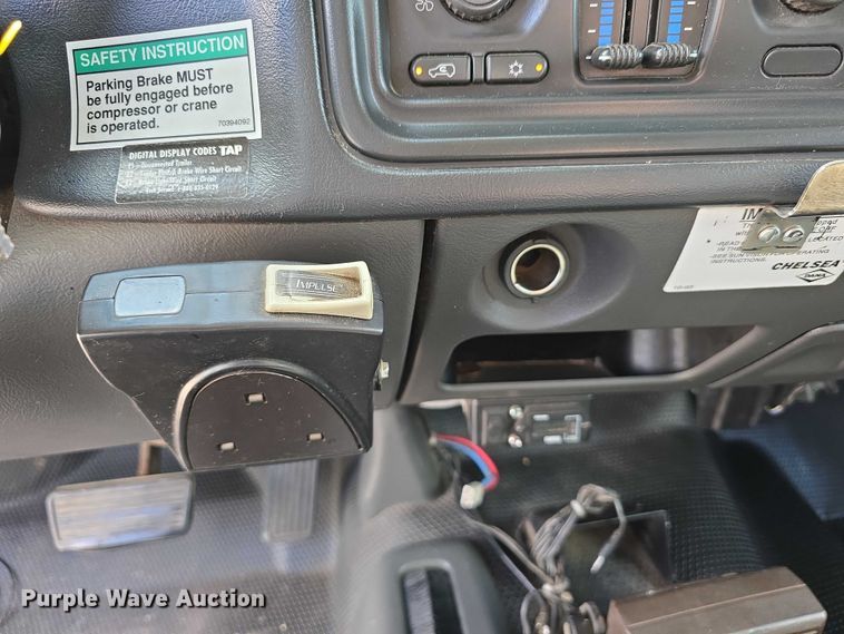 image for item DP8840 2005 Chevrolet 3500 Ext. Cab utility / service truck