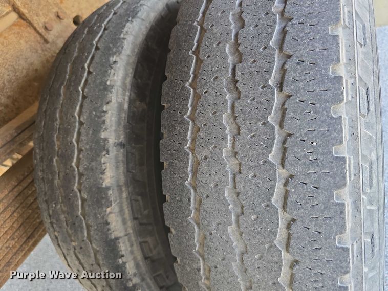 image for item DP8840 2005 Chevrolet 3500 Ext. Cab utility / service truck