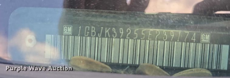 image for item DP8840 2005 Chevrolet 3500 Ext. Cab utility / service truck