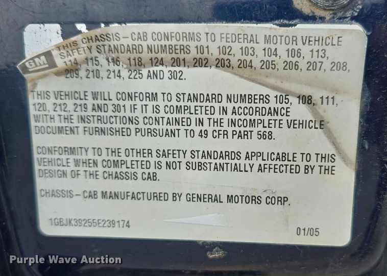 image for item DP8840 2005 Chevrolet 3500 Ext. Cab utility / service truck