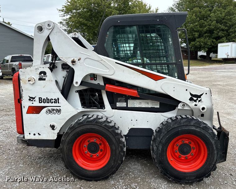 MINI CARGADOR SOBRE RUEDAS 2019 BOBCAT S570