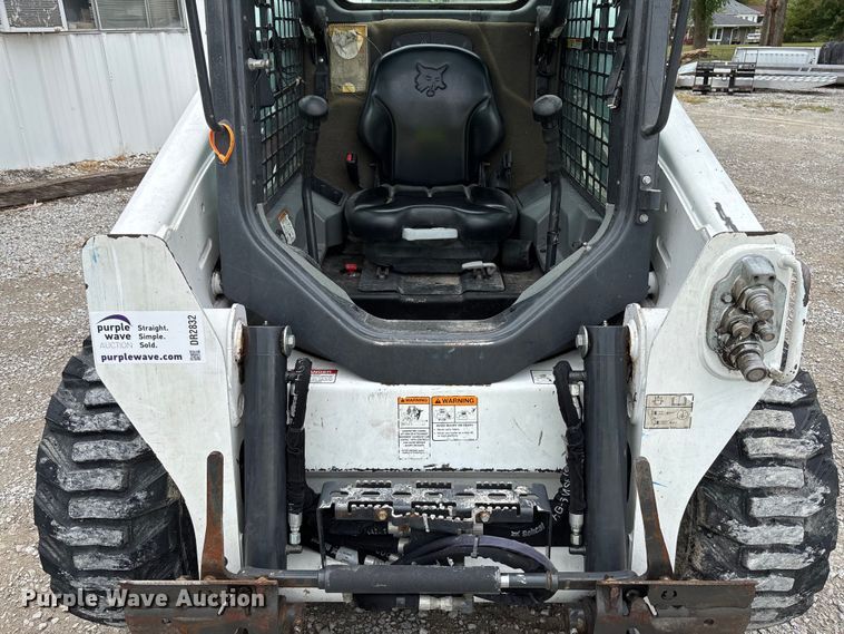 image for item DR2832 2019 Bobcat S570 skid steer loader