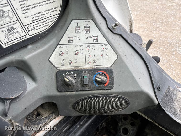 image for item DR2832 2019 Bobcat S570 skid steer loader