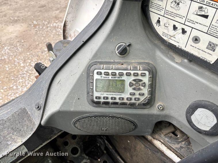 image for item DR2832 2019 Bobcat S570 skid steer loader