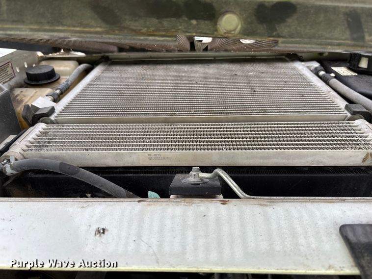 image for item DR2832 2019 Bobcat S570 skid steer loader