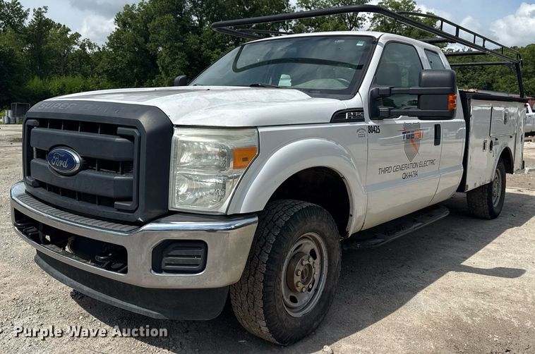 image for item DS3778 2013 Ford F250 Super Duty SuperCab utility bed pickup truck