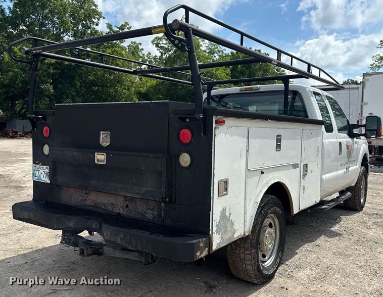 image for item DS3778 2013 Ford F250 Super Duty SuperCab utility bed pickup truck